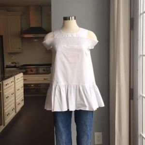 Tipi cold shoulder top with ruffle